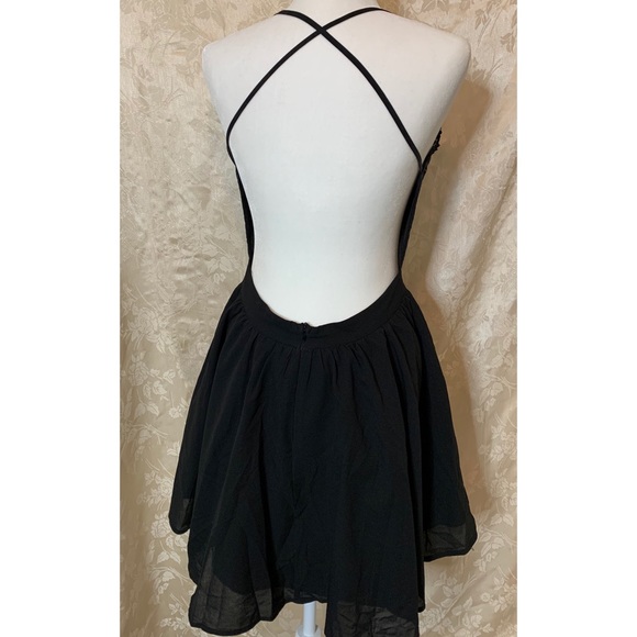 Black dress - Picture 2 of 2